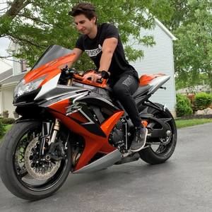 Meet your Posher, Antonio